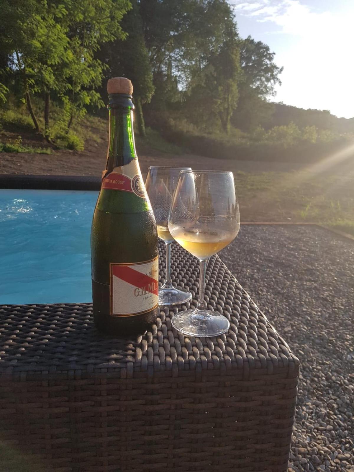 帕贾尼克Il Casale Delle Rose公寓式酒店 外观 照片